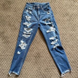 American Eagle Outfitters Distressed Blue Jeans